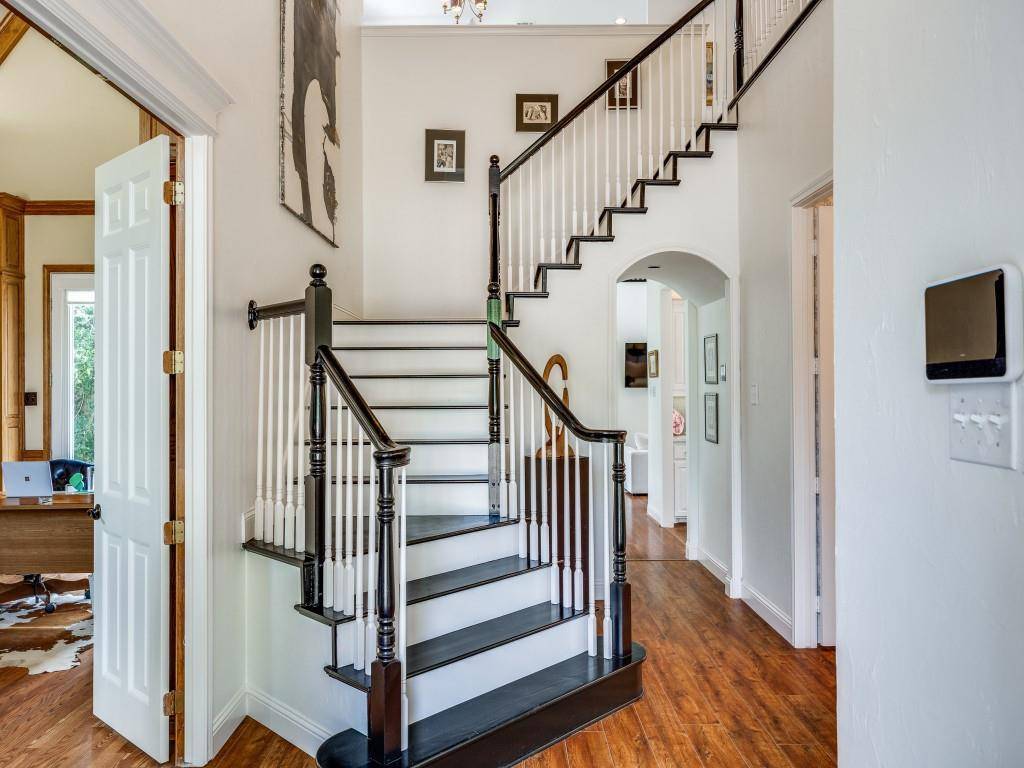 Dallas, TX 75220,4112 Edith Court