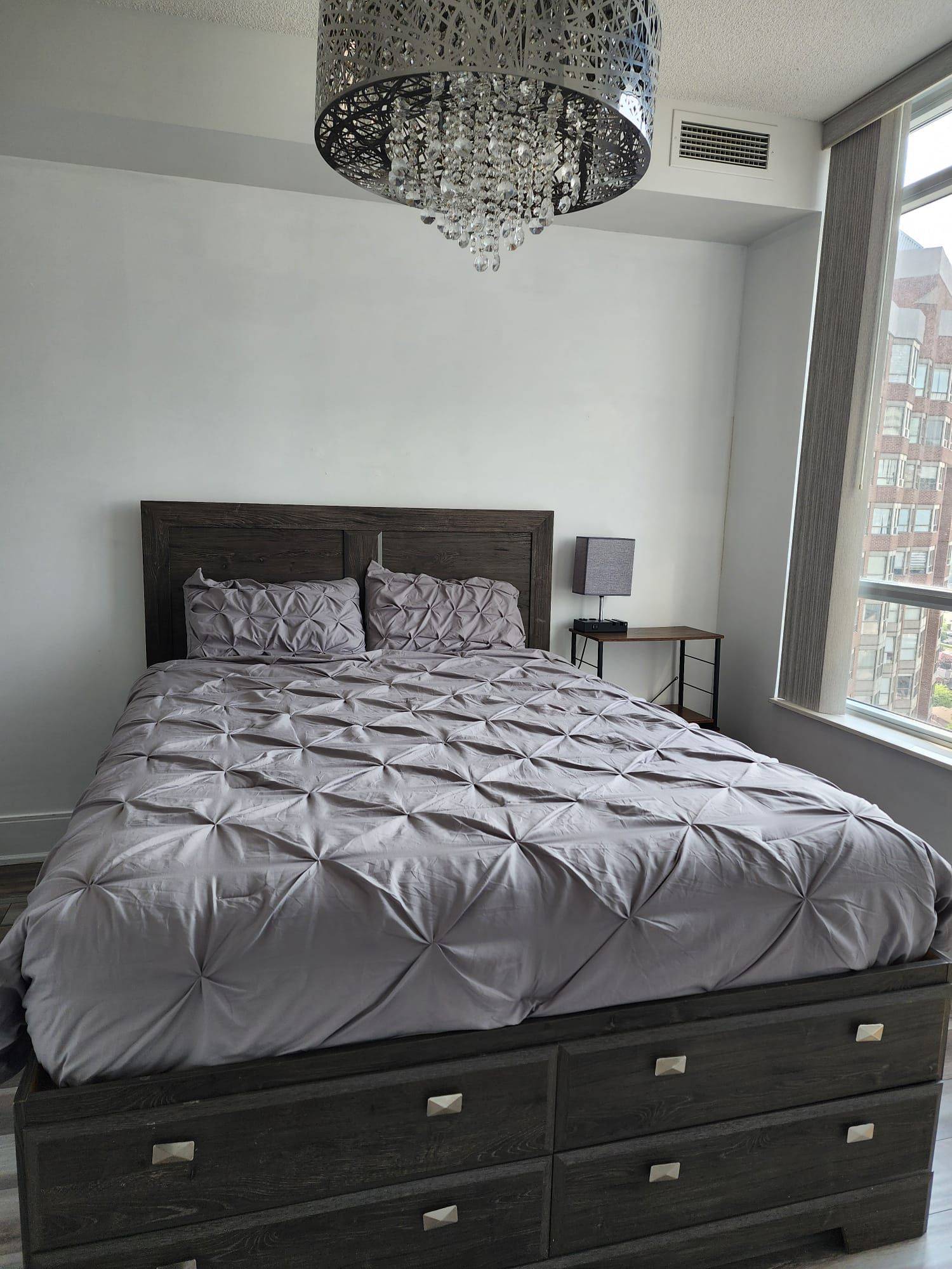 Mississauga, ON L5B 0E1,330 Burnhamthorpe RD #1902