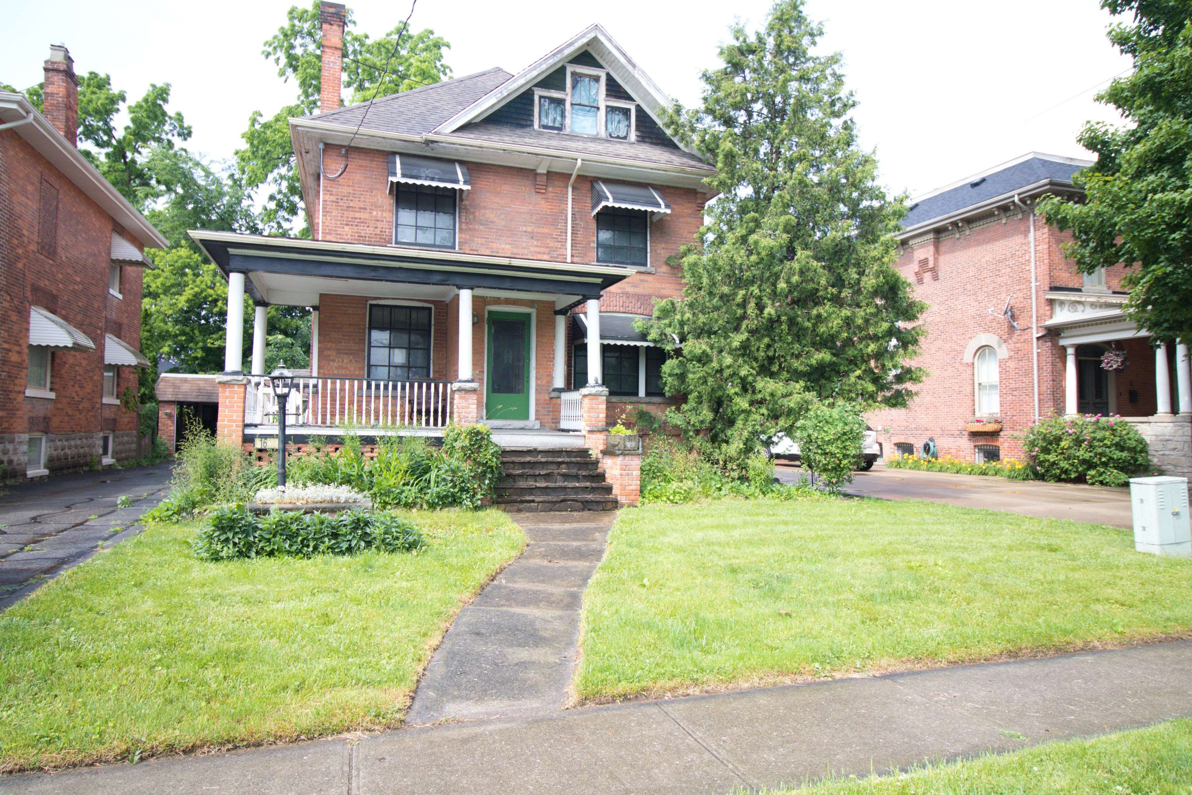 Chatham-kent, ON N7M 2R2,16 West ST