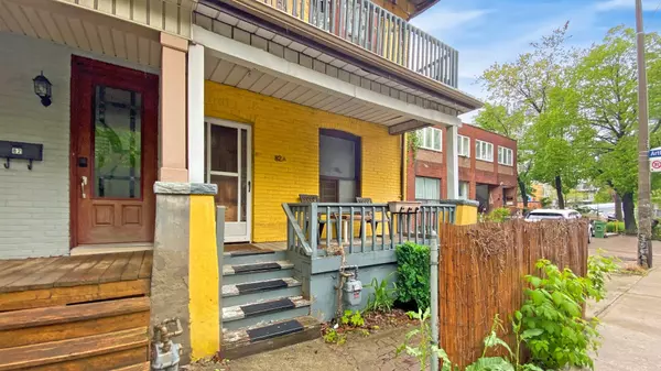 Toronto C01, ON M5T 2L1,82A Augusta AVE