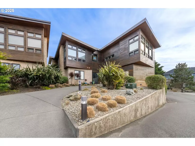 2789 Colony Circle, Bandon, OR 97411