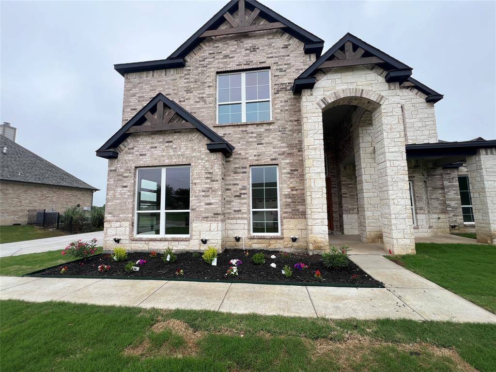 2900 Terrytown Drive, Ennis, TX 75119