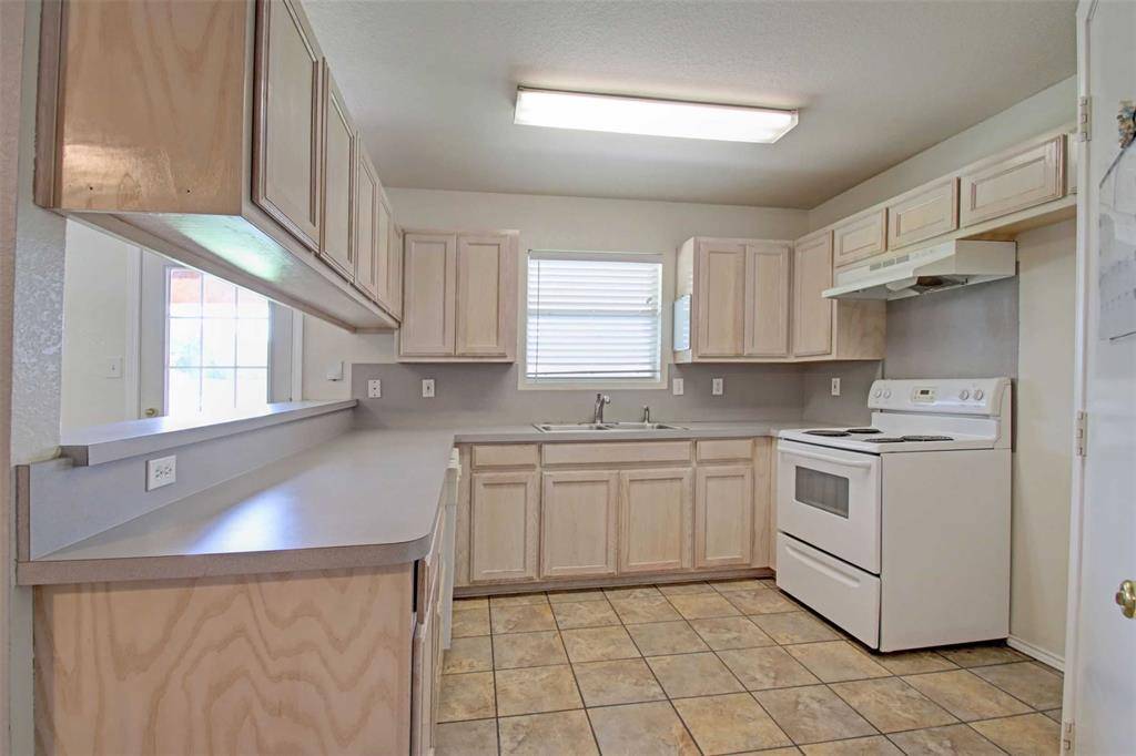 Cleburne, TX 76033,1103 Lynnwood Court