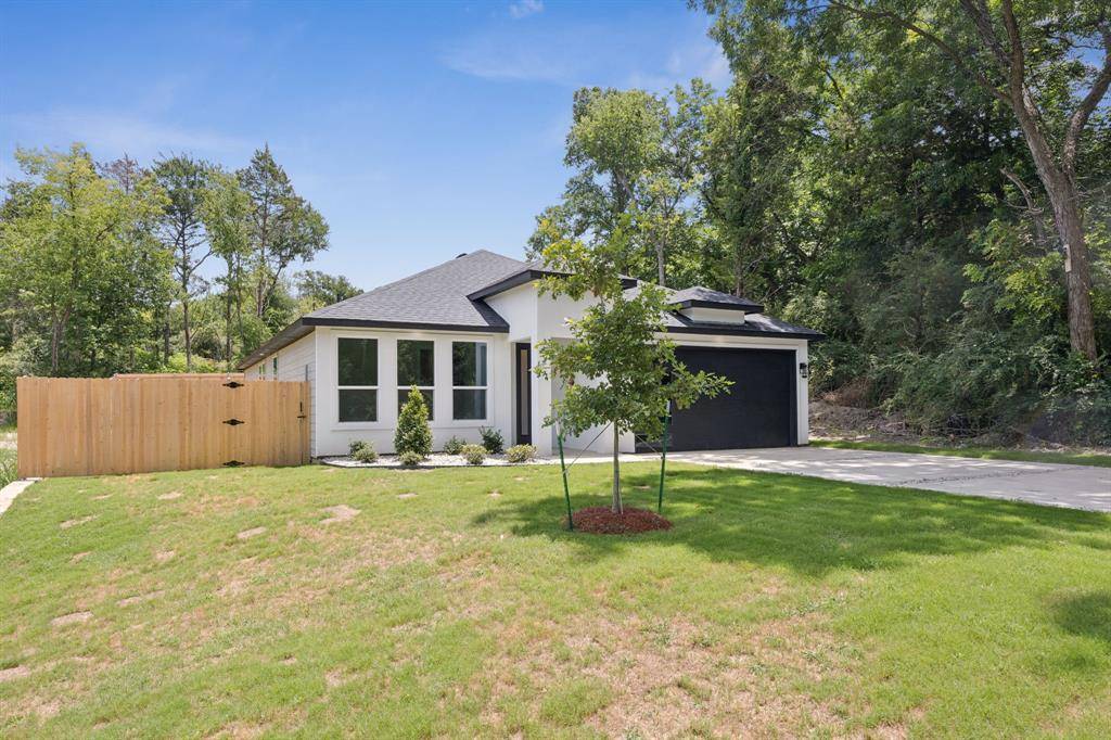 Dallas, TX 75241,2342 Fatima Avenue