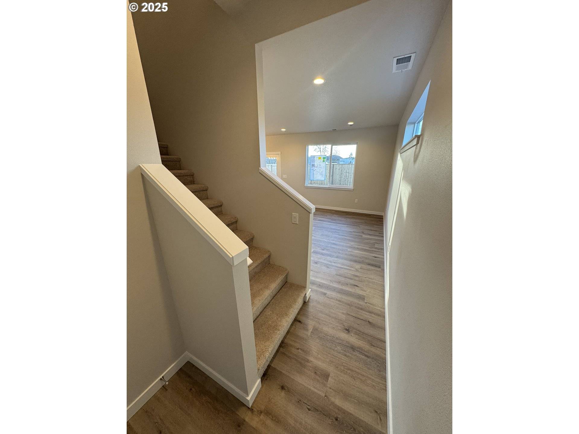 Dallas, OR 97338,347 SE Shetterly DR
