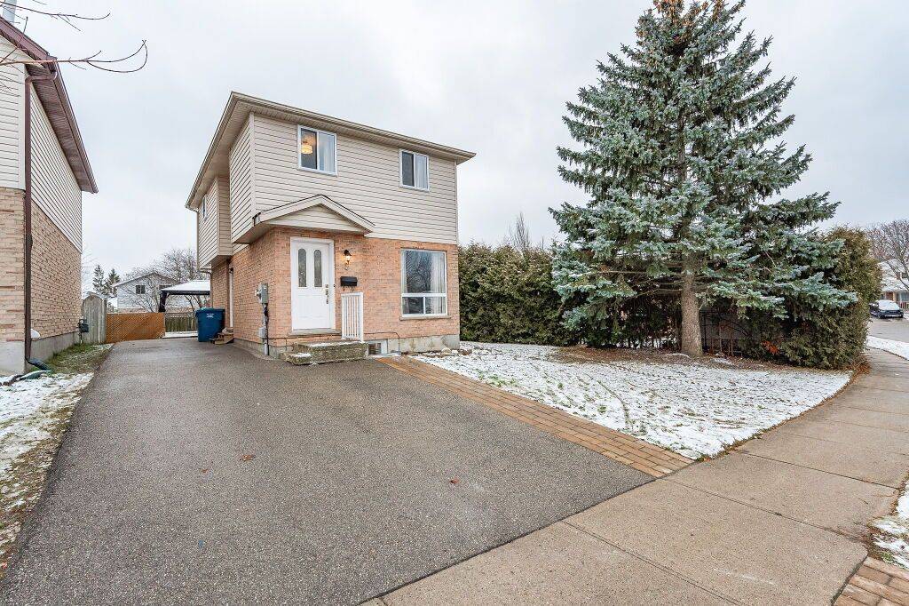 Guelph, ON N1E 6W7,5 Troy CRES