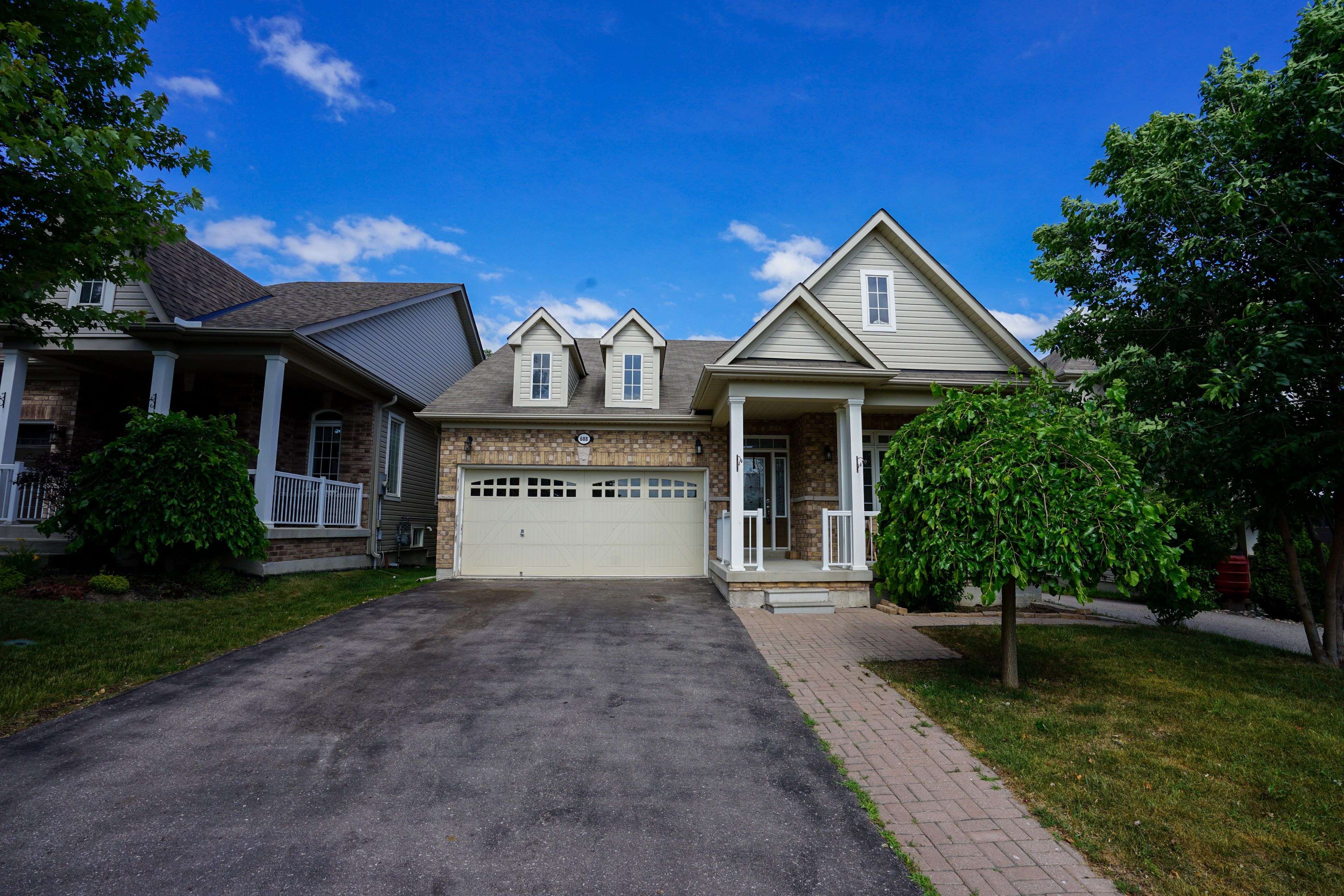 688 Prince Of Wales DR, Cobourg, ON K9A 0E1