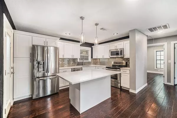 Fort Worth, TX 76107,4312 Diaz Avenue