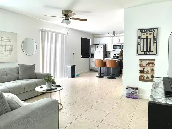 Oakland Park, FL 33334,4071 N Dixie Hwy #20