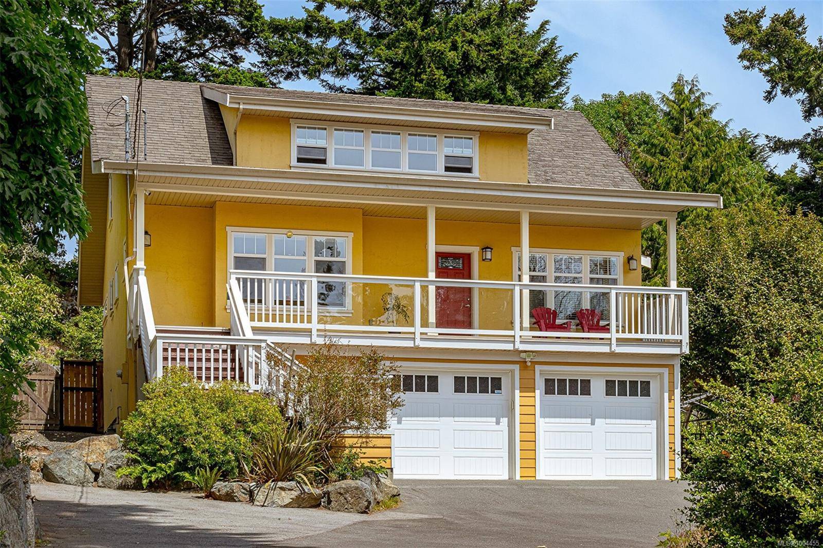 281 Bessborough Ave, View Royal, BC V9B 1T4