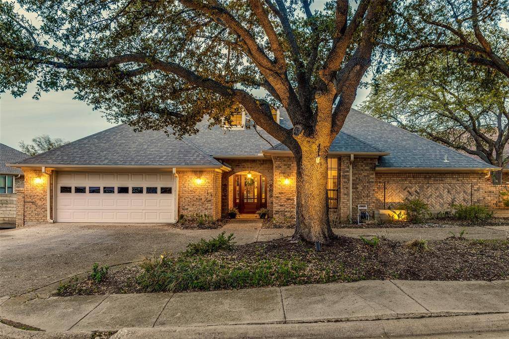 Dallas, TX 75228,3927 Fairlakes Drive