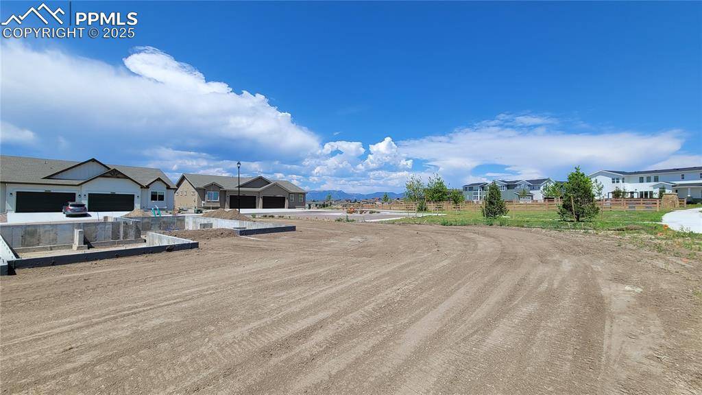 9516 Wolf Valley DR, Colorado Springs, CO 80924