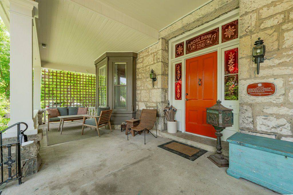 Guelph, ON N1H 4N7,134 Dublin ST N