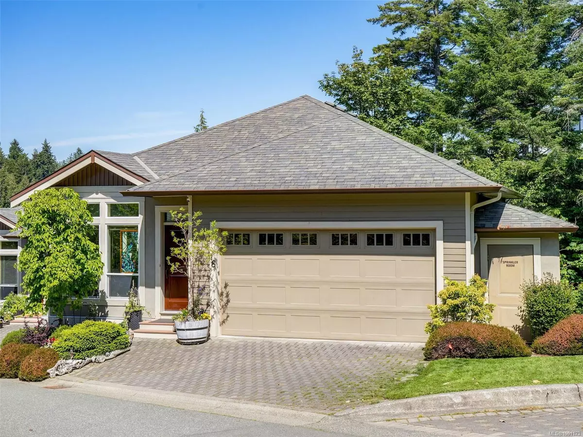 Colwood, BC V9C 0C5,551 Bezanton Way #18