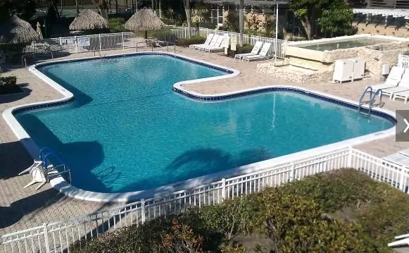 Plantation, FL 33317,406 NW 68th Ave #319