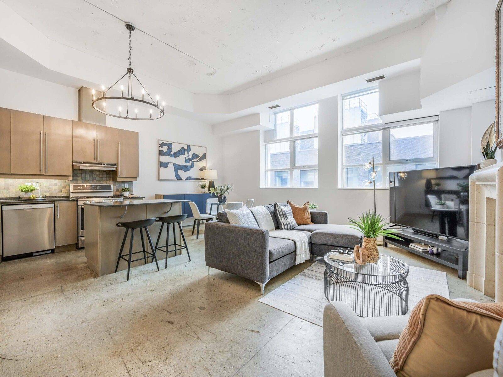 Toronto C08, ON M5B 2P7,155 Dalhousie ST #939