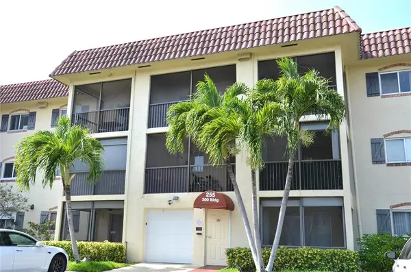 Pompano Beach, FL 33060,255 N Cypress Rd #342