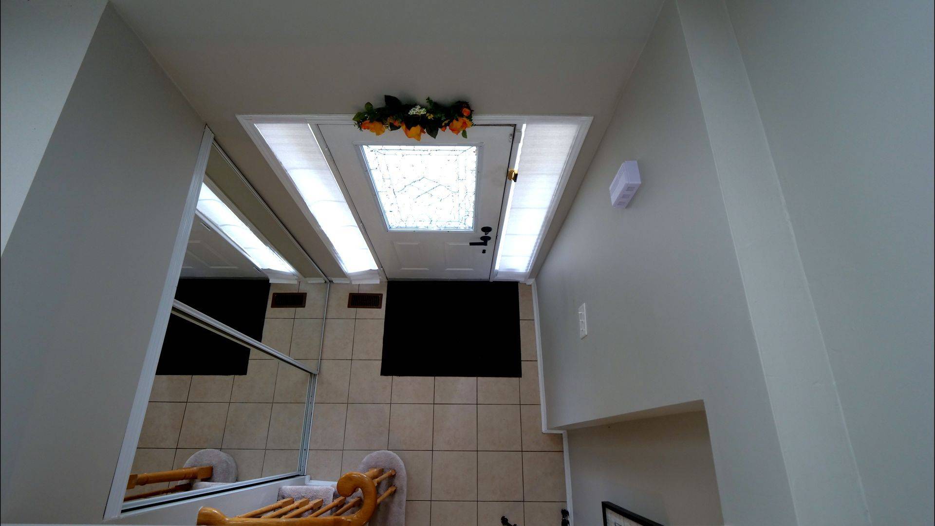 Oshawa, ON L1H 8X5,906 Bourne CRES