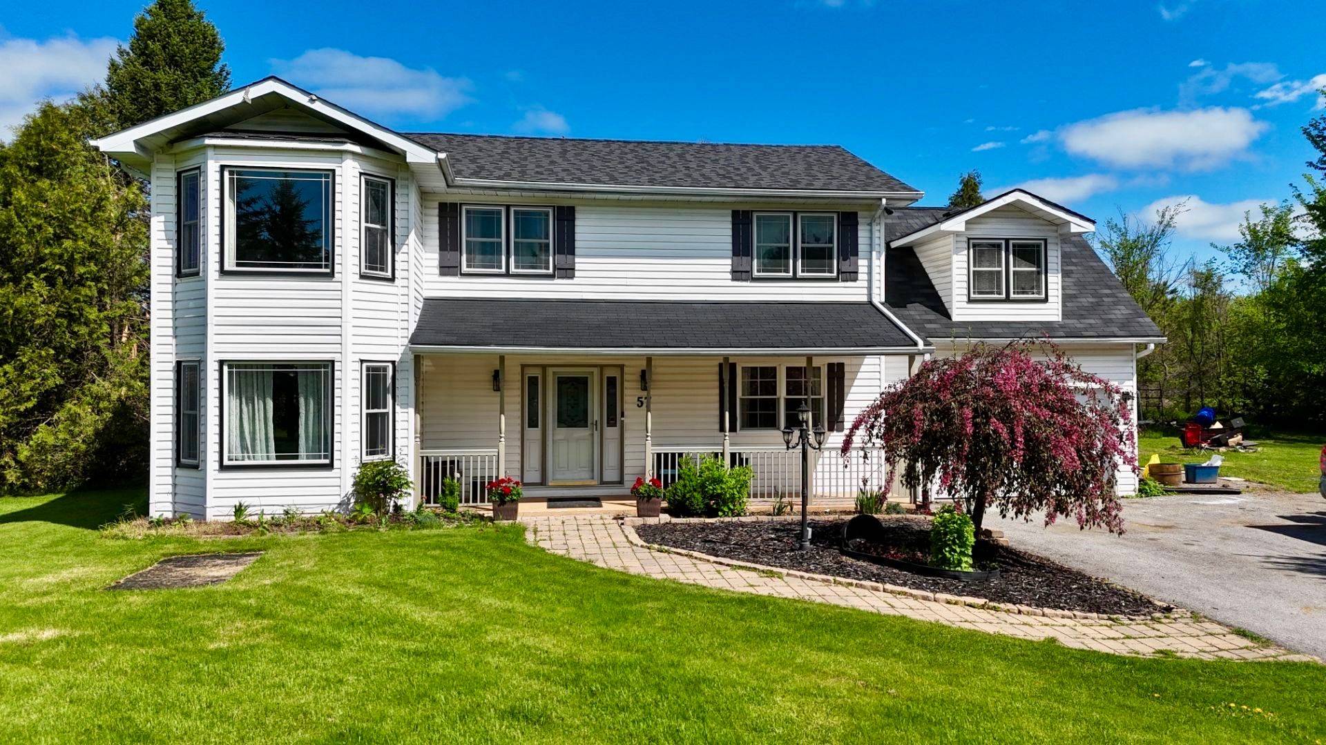 57 Walnut ST W, Kawartha Lakes, ON K0L 2W0