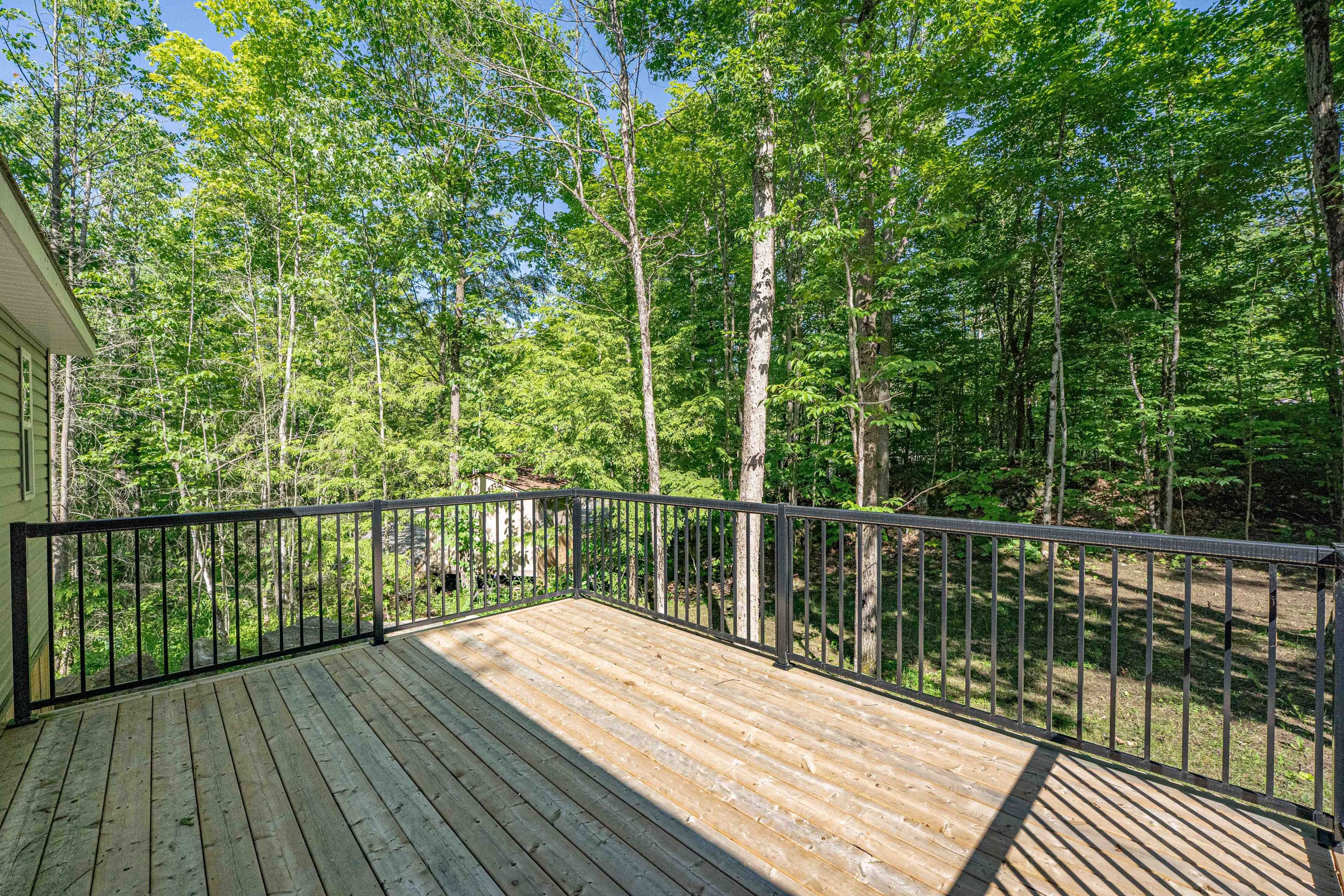 Georgian Bay, ON L0K 1S0,202 HIDDEN GLEN RD #Unit #4
