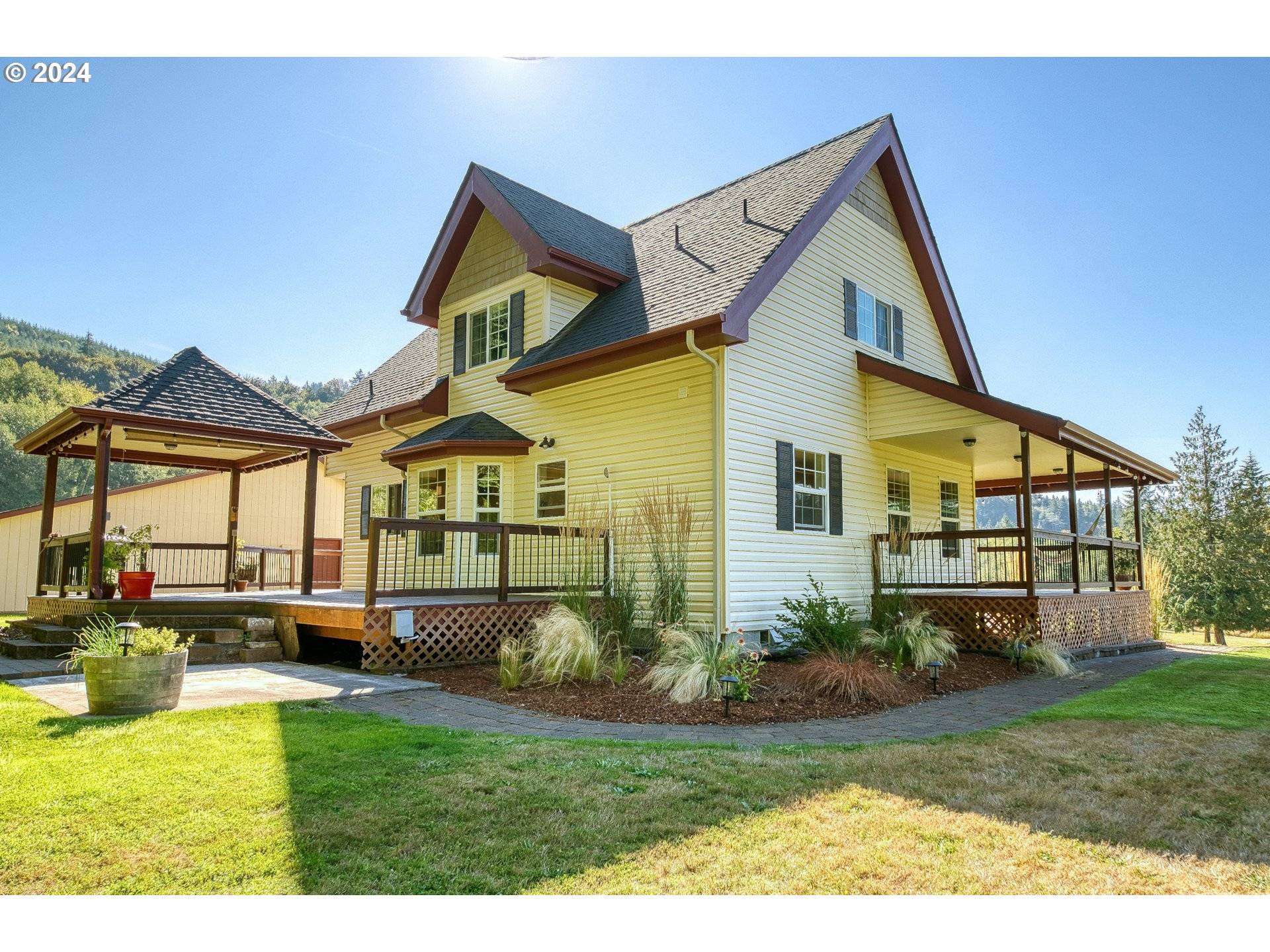 Clatskanie, OR 97016,75401 CLATSKANIE VALLEY DR