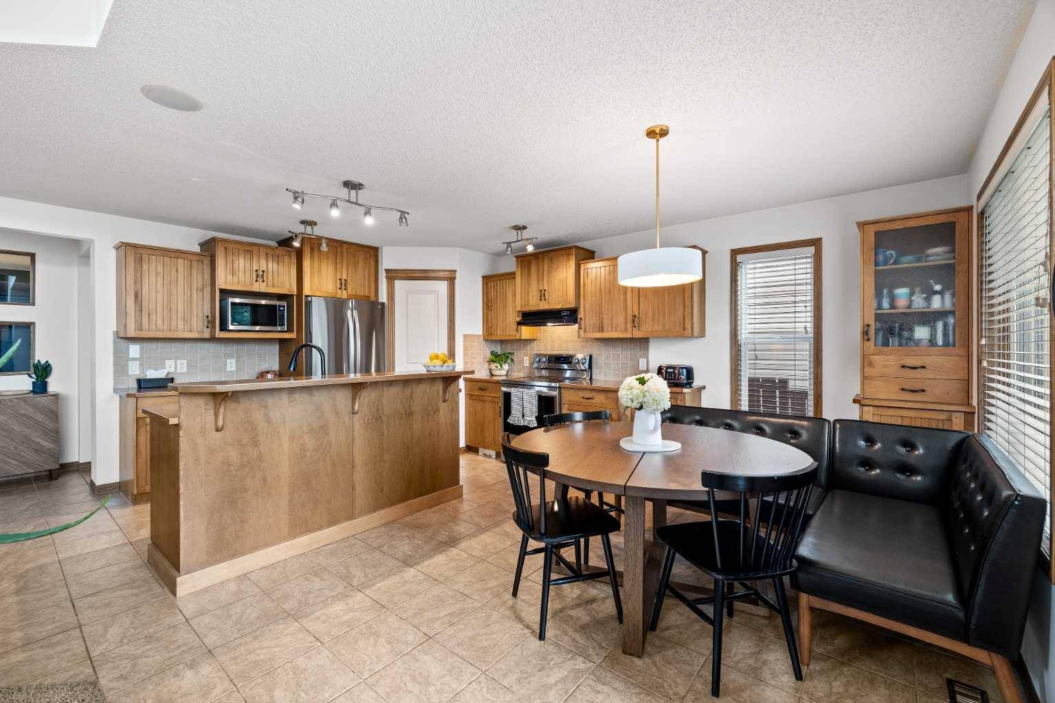 Calgary, AB T3L 2T1,1 Tuscany Ravine TER NW