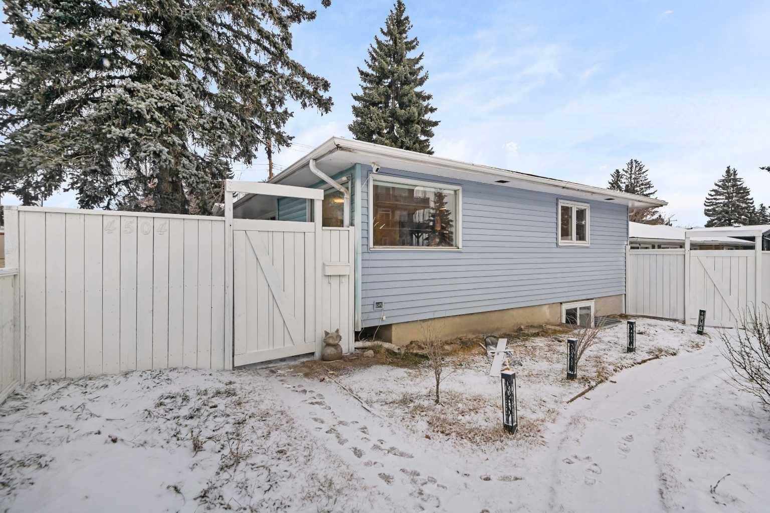 Calgary, AB T2K1J6,4504 14 ST NW