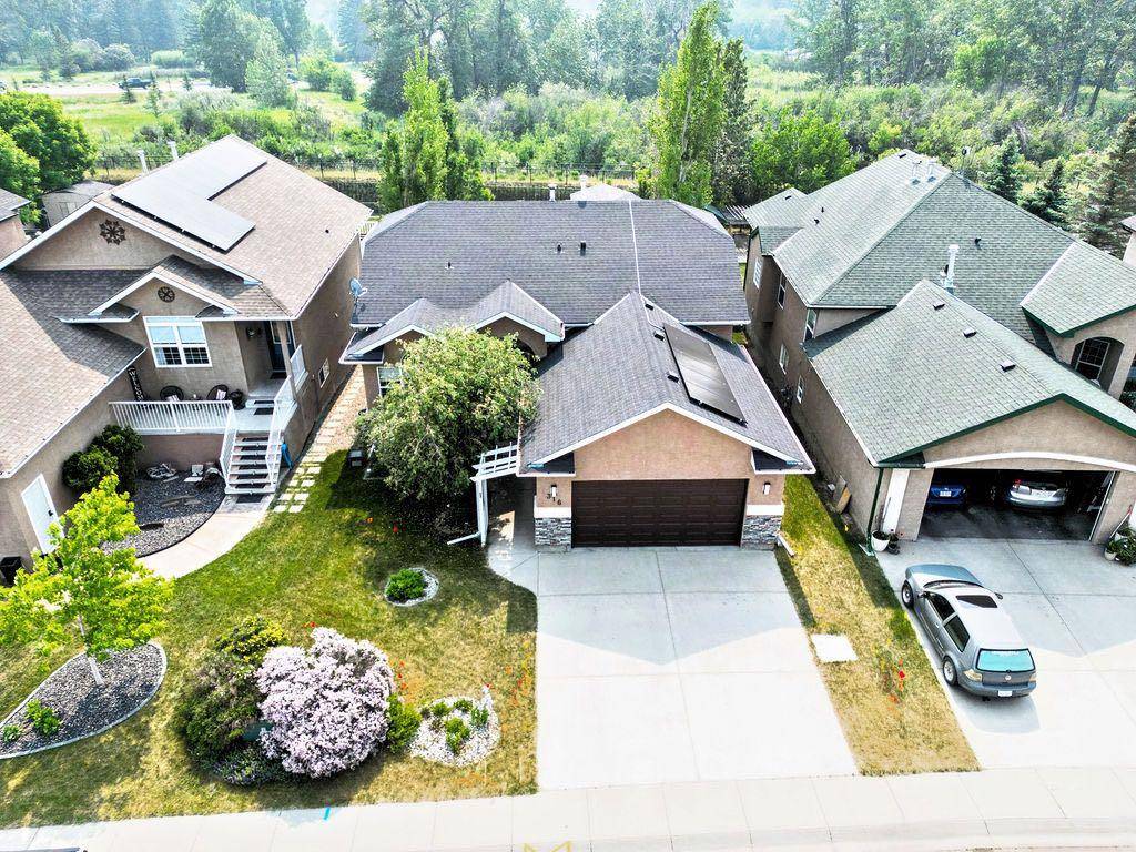 316 Lineham Acres DR Northwest, High River, AB T1V 1W7