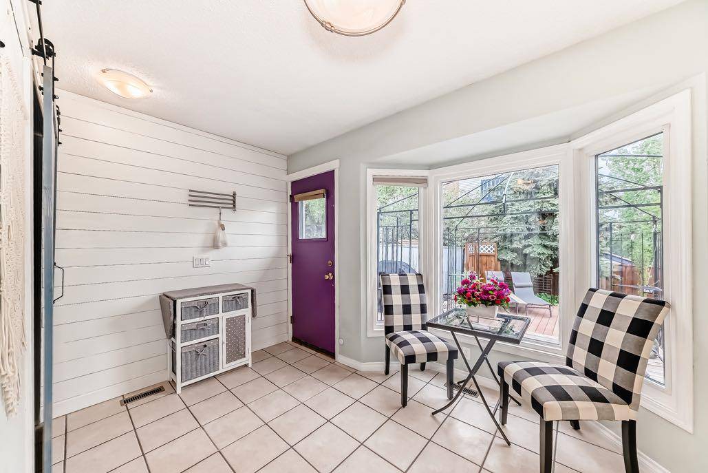 Calgary, AB T3G 3B2,75 Hawkley Valley RD NW