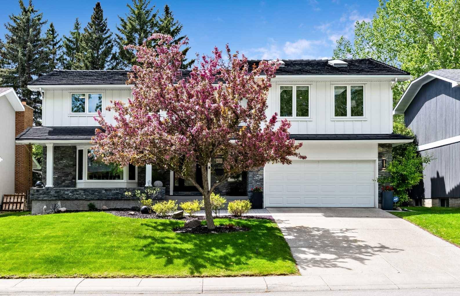 1133 Varsity Estates Rise Northwest, Calgary, AB T3B 2V9