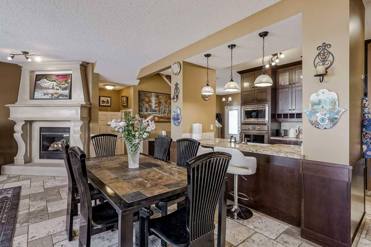 Calgary, AB T2Z 4L2,66 Copperfield Close SE