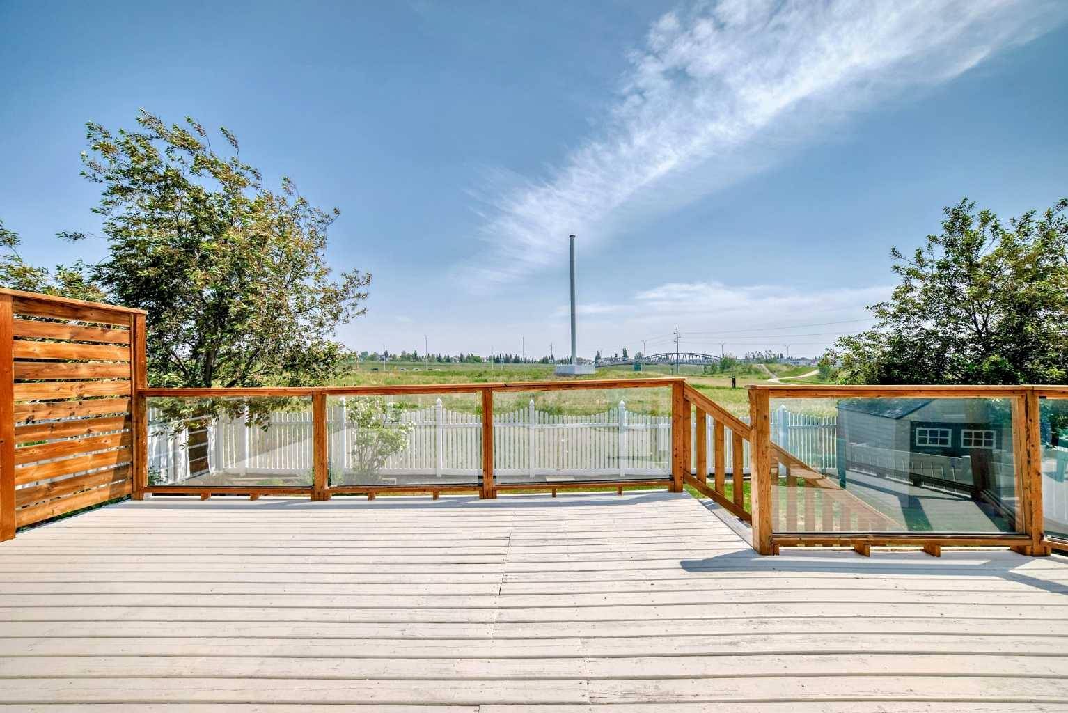 Calgary, AB T3L 2E2,130 Tuscarora Close Northwest