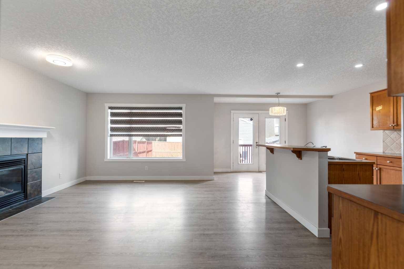 Calgary, AB T3J 5E9,124 Saddlecrest BLVD Northeast