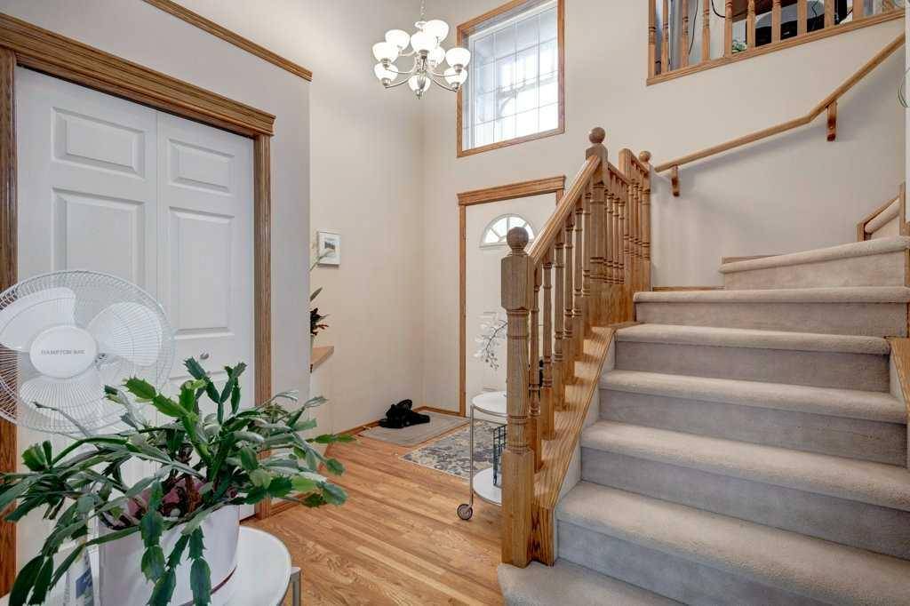 Calgary, AB T3L 2M8,89 Tuscany Meadows Close NW