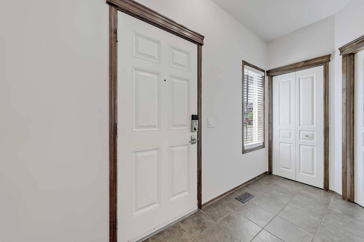 Calgary, AB T2Z 0M6,5006 Elgin AVE Southeast