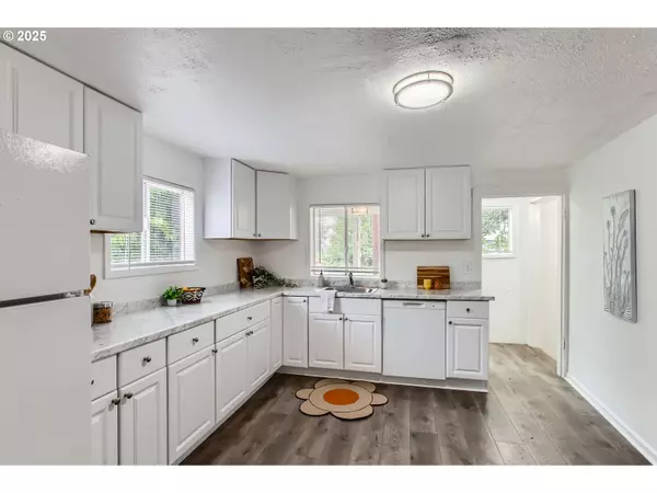 Portland, OR 97218,4214 NE HIGHLAND CT