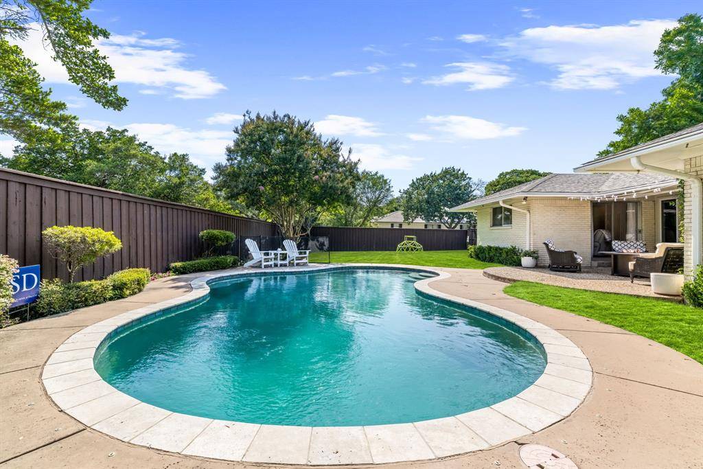 Dallas, TX 75244,4408 Laren Lane