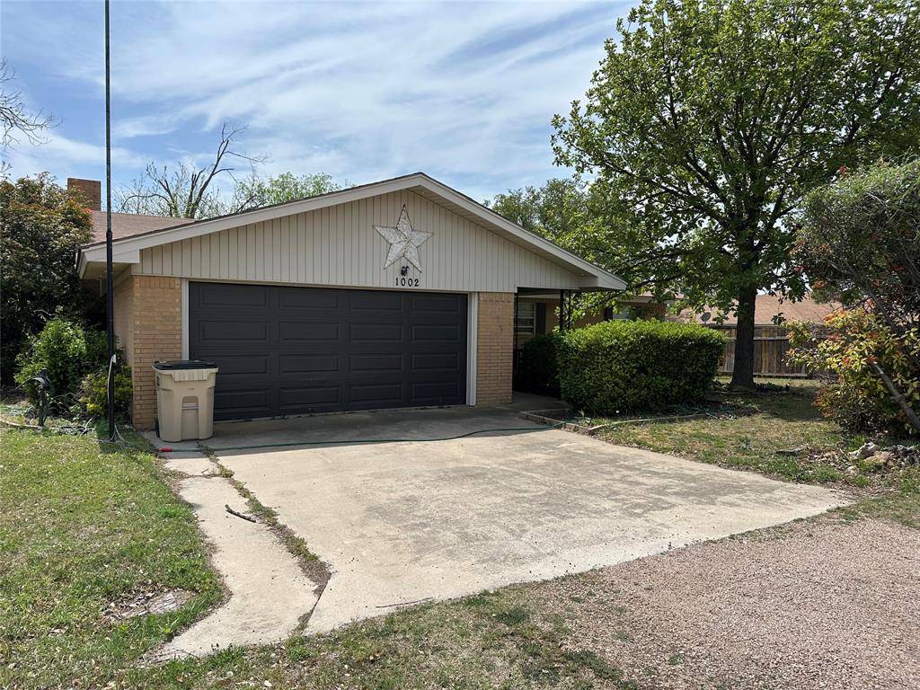 Comanche, TX 76442,1002 Wrights W
