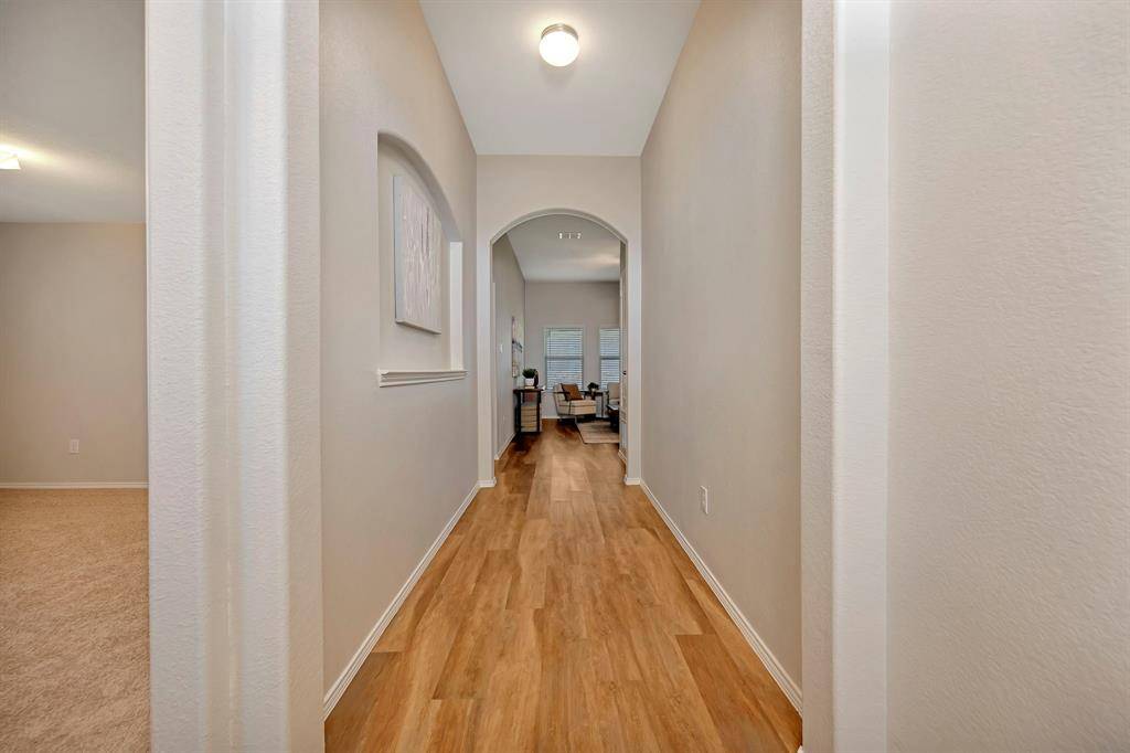 Fort Worth, TX 76179,5361 Brentlawn Drive