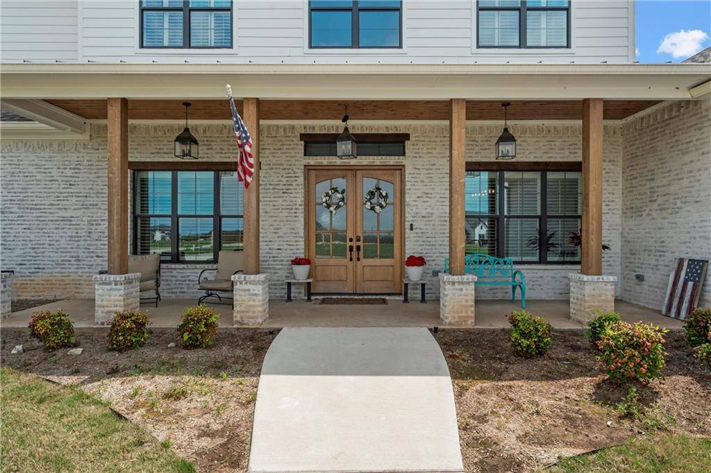 Mcgregor, TX 76657,900 Glorietta Drive