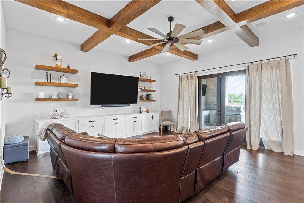 Mcgregor, TX 76657,900 Glorietta Drive
