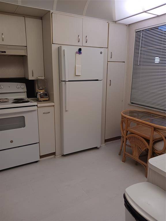 [StreetName, UnitNumber, StreetNumber, StreetDirPrefix], Coconut Creek, FL 33066