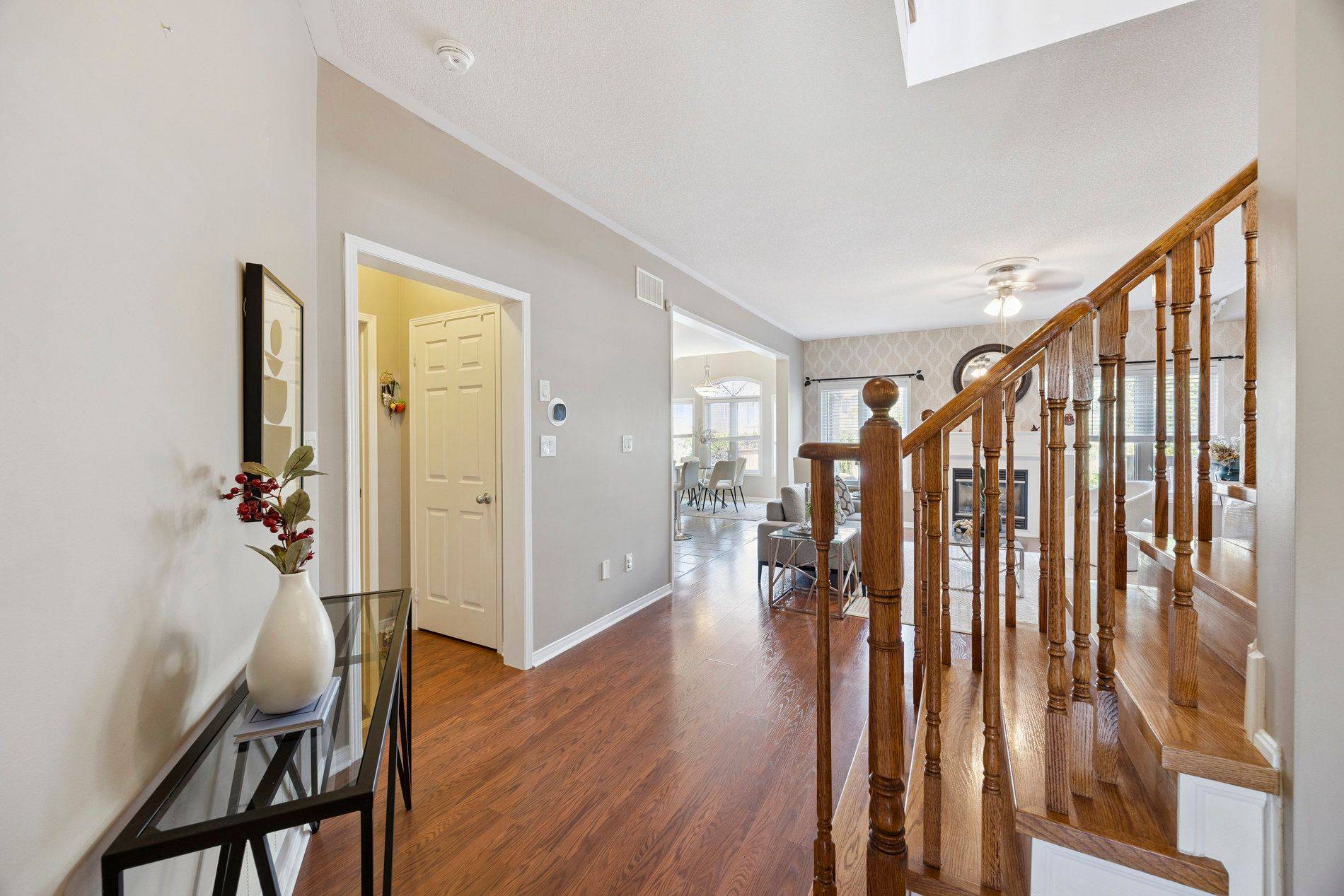 Bradford West Gwillimbury, ON L3Z 0A3,26 Booth ST