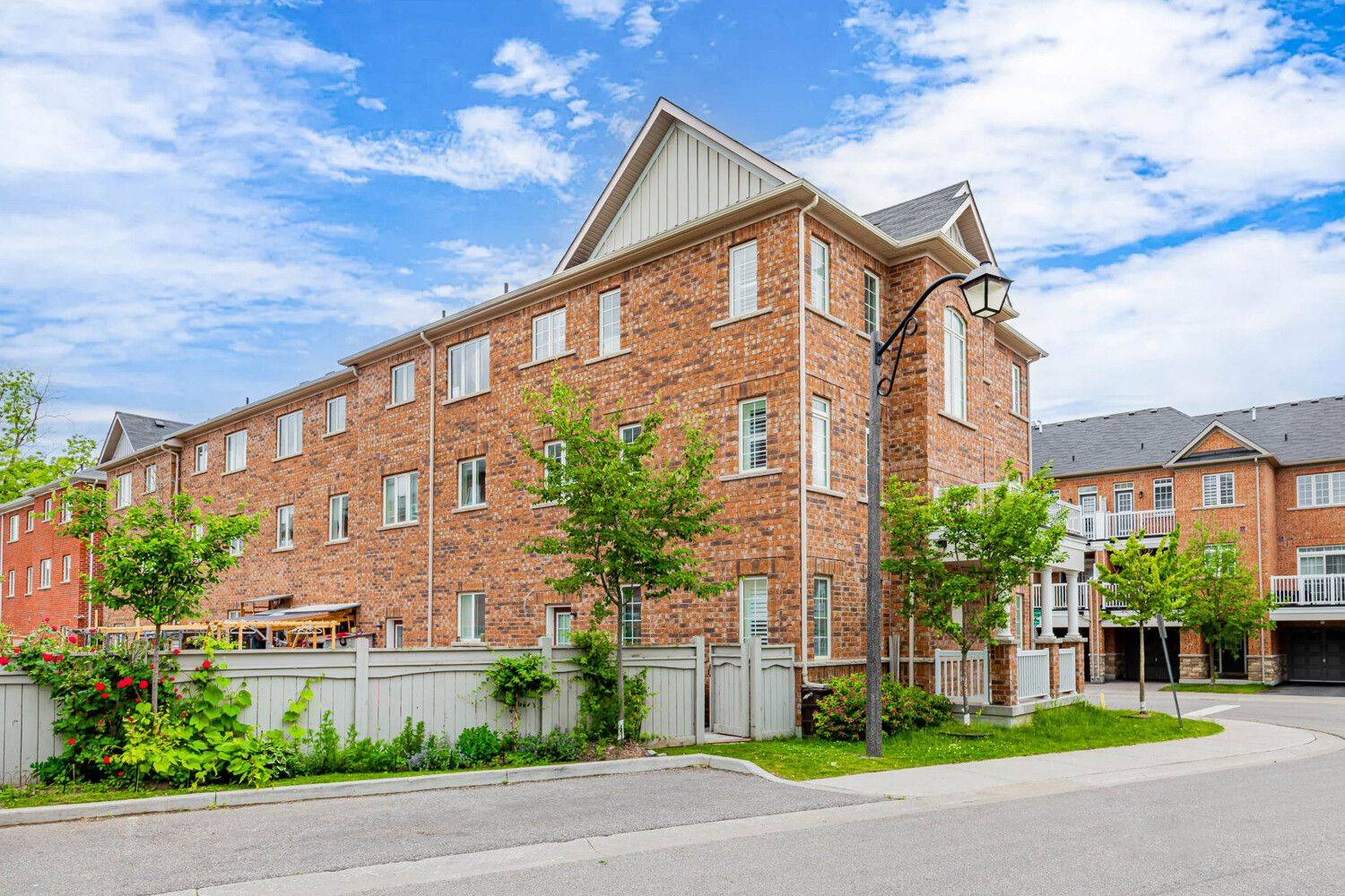 Markham, ON L6E 0T6,29 Spiv Grove WAY