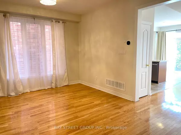 Vaughan, ON L6A 0T9,8 Carrier CRES