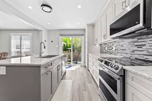 London North, ON N5X 4L5,673 SPRUCEWOOD DR