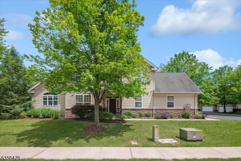Franklin Twp., NJ 08873,2 Fehervari Ct