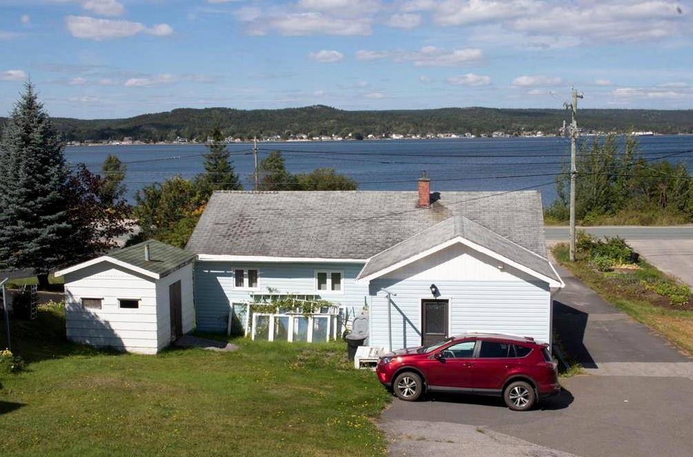 Glovertown, NL A0G 2L0,94 Main Street