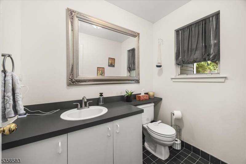Bridgewater Twp., NJ 08807,128 Bonney Ct