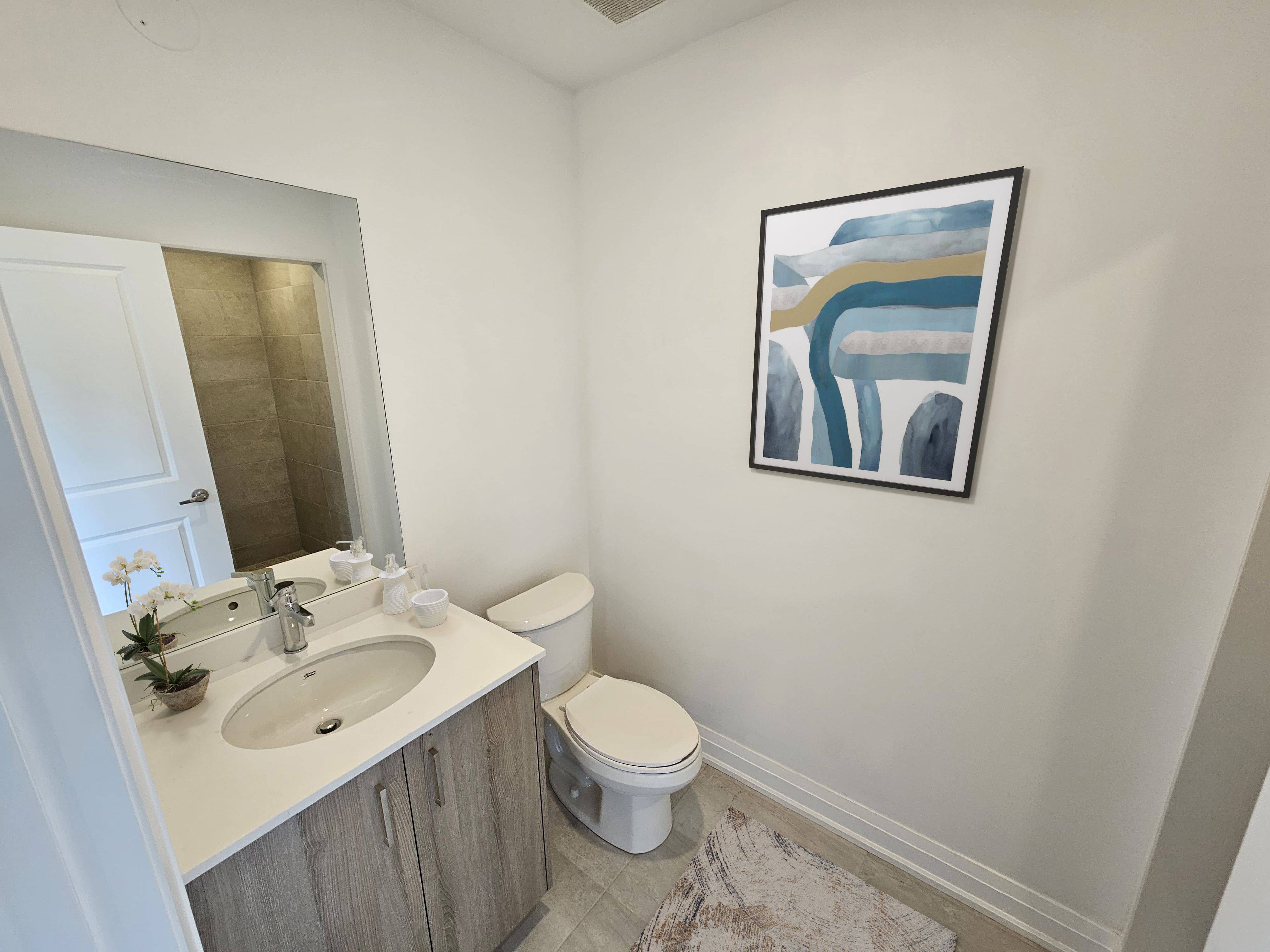 Richmond Hill, ON L4E 1L3,16 Persica ST ##1